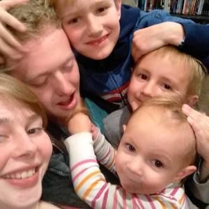 Meet your Posher, Cameron